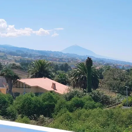 Aeropuerto Tenerife Norte *